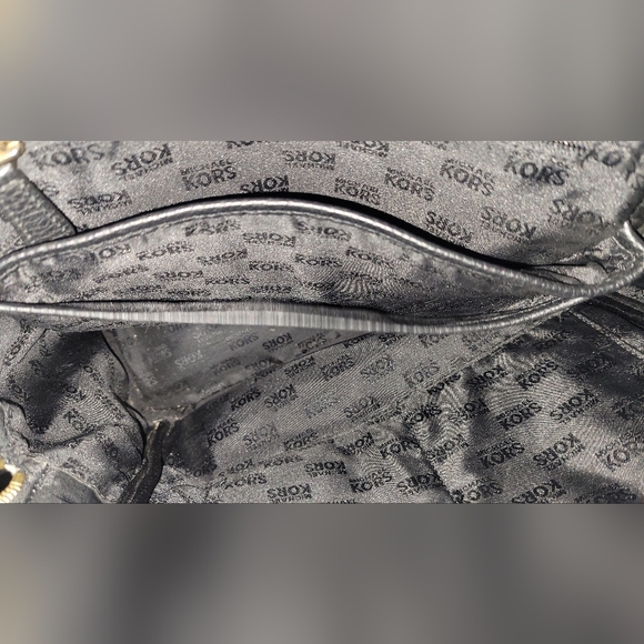 Michael Kors Pre-loved Backpack - Picture 6 of 7